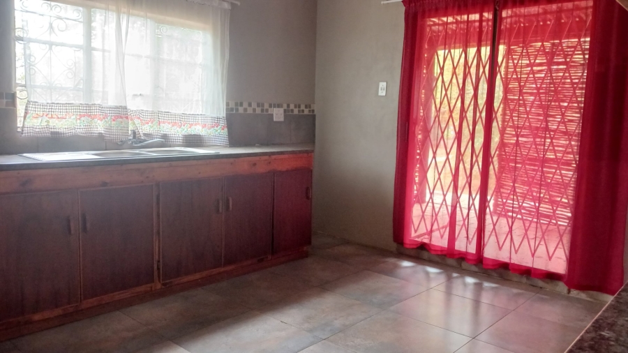  Bedroom Property for Sale in Vredenhof Sh Free State